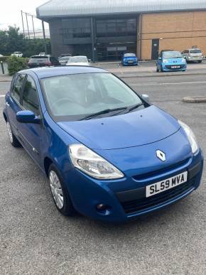 RENAULT CLIO 2009 (59) at Car Warehouse Luton